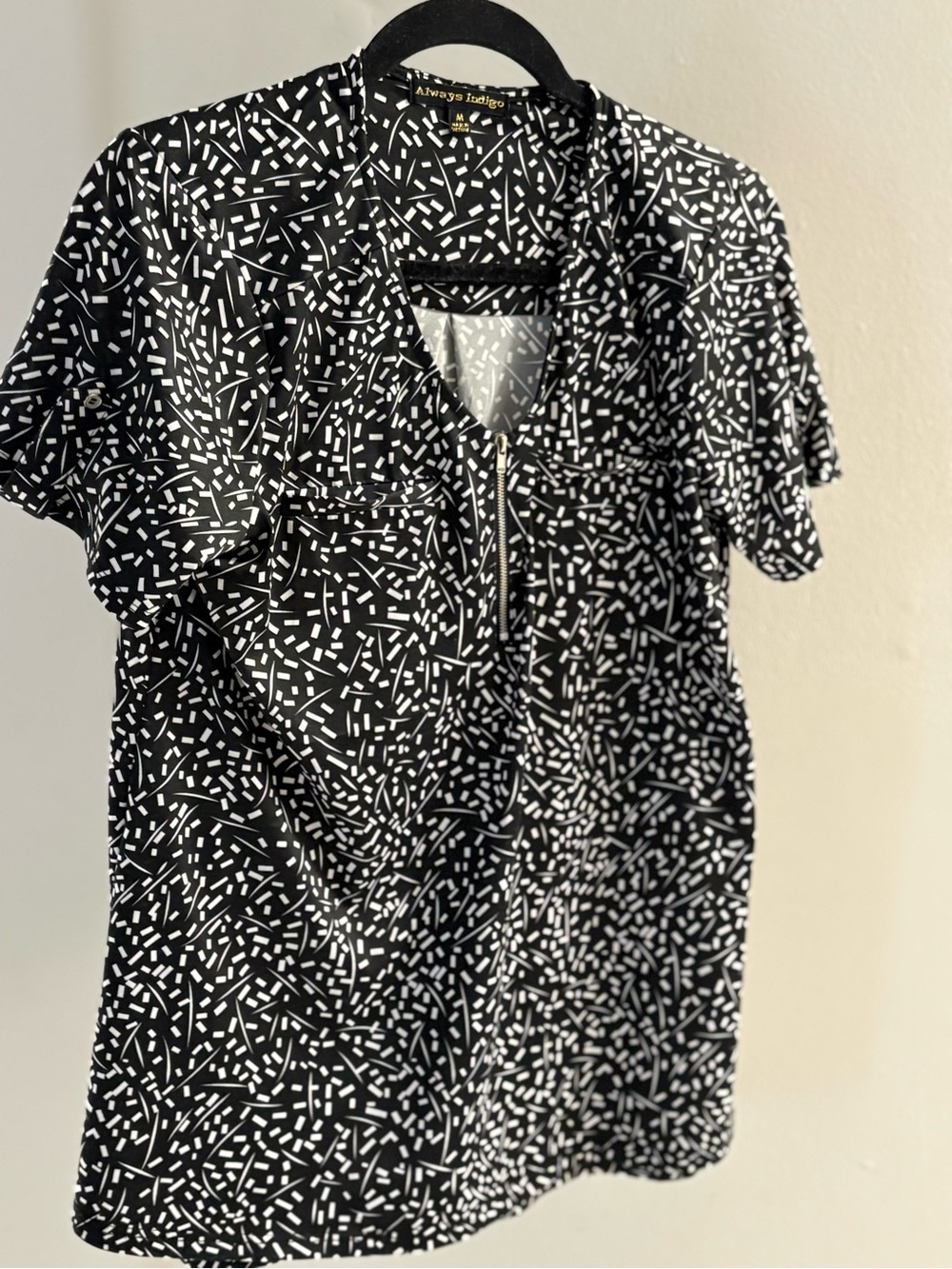 Black & White Zip-Front Print Top